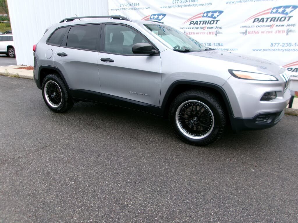 2017 JEEP Cherokee