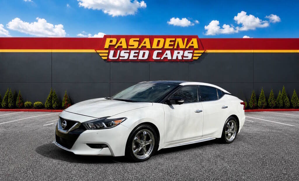 2017 NISSAN Maxima