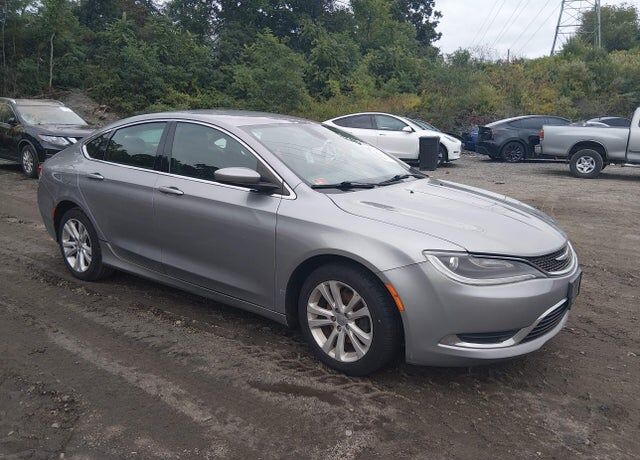 2016 CHRYSLER 200
