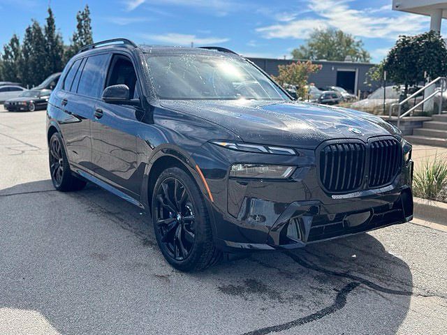 2027 BMW X7