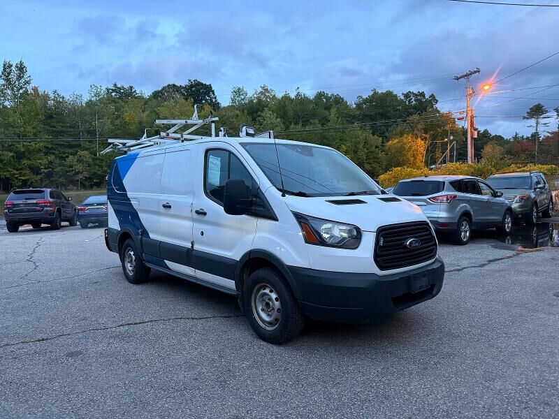 2018 FORD Transit