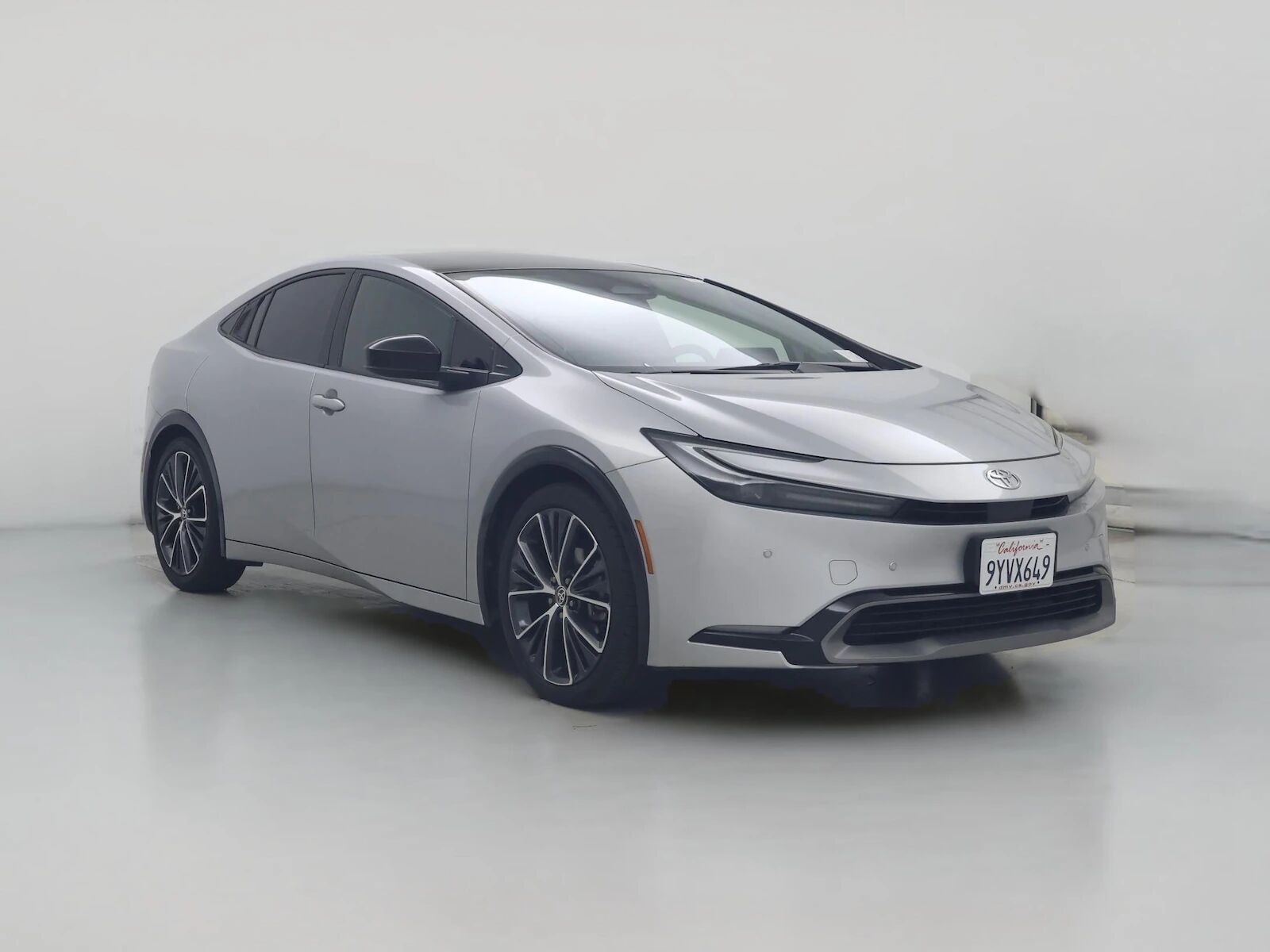 2024 TOYOTA PRIUS