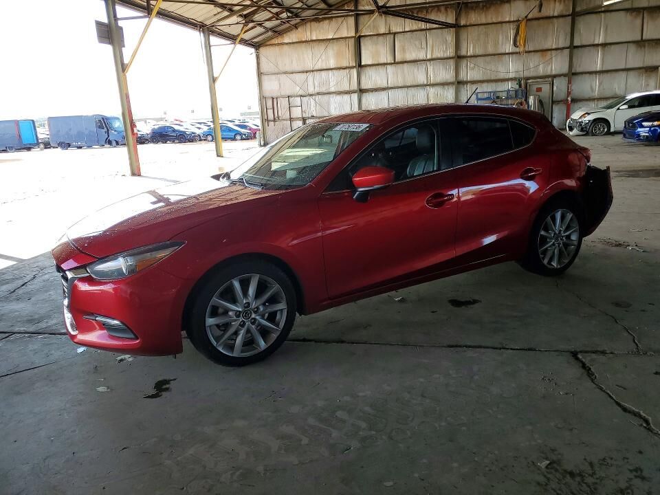 2017 MAZDA Mazda3