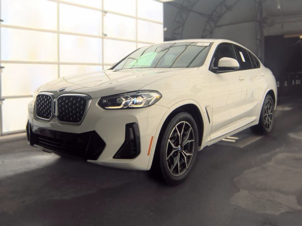2025 BMW X4