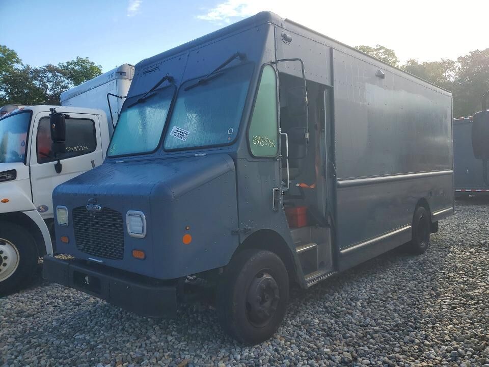 2021 FREIGHTLINER MT 45G Front Gasoline Engine Walk in Van Chassis