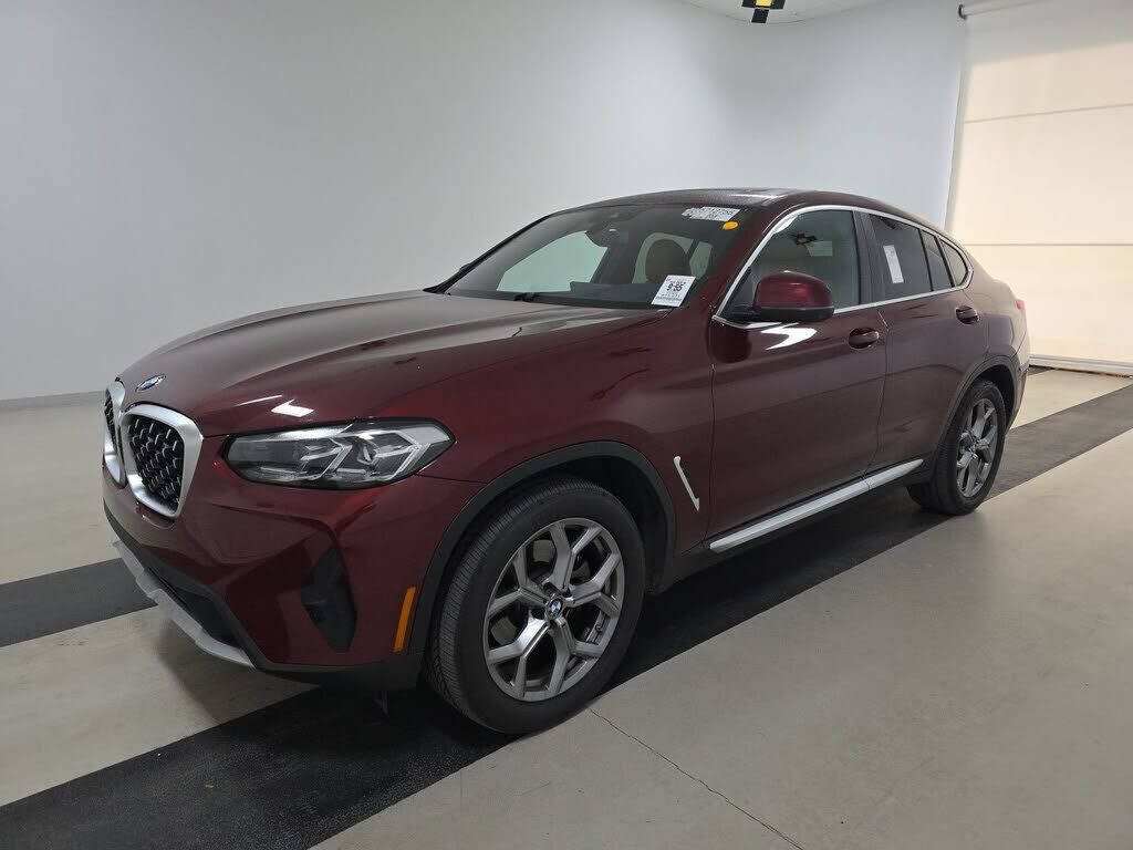 2025 BMW X4