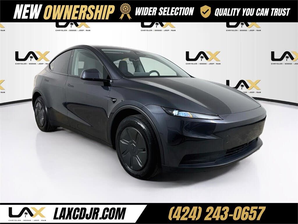 2026 TESLA Model Y