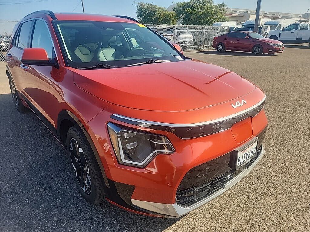 2023 KIA Niro