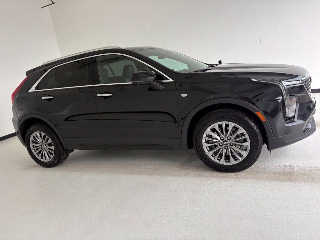 2025 CADILLAC XT4