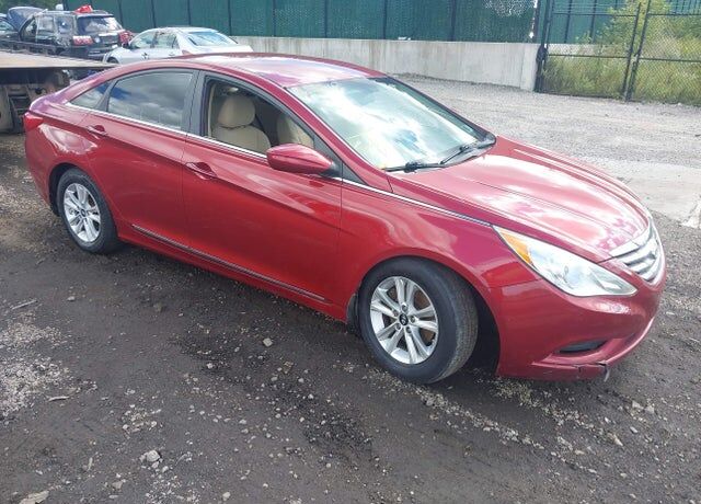 2012 HYUNDAI Sonata