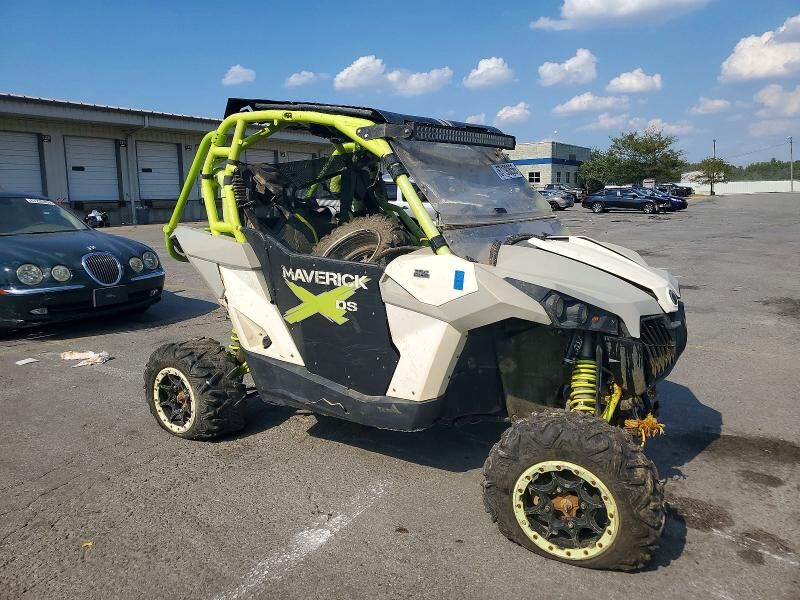 2015 CAN-AM Maverick - XDS DPS/XDS XRS