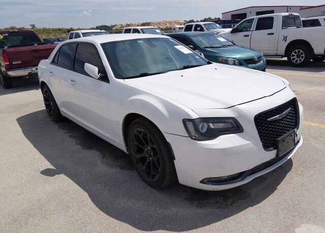 2020 CHRYSLER 300