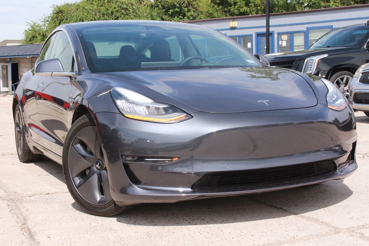 2020 TESLA Model 3