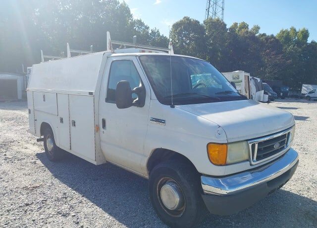 2006 FORD E-350