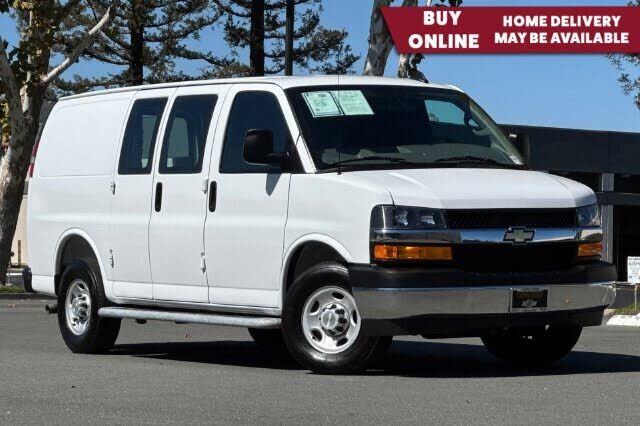 2025 CHEVROLET Express