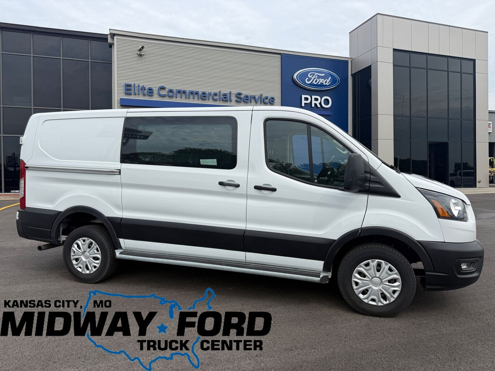2024 FORD Transit
