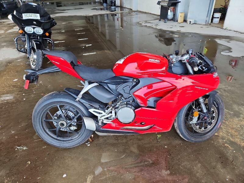 2024 DUCATI Superbike