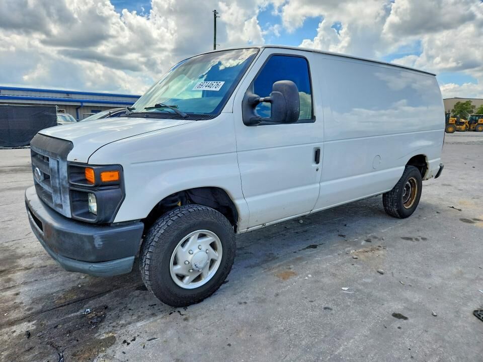 2011 FORD E-250