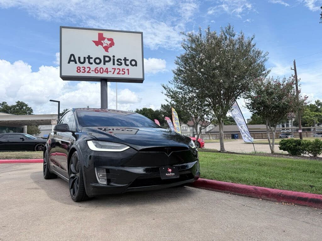 2016 TESLA Model X