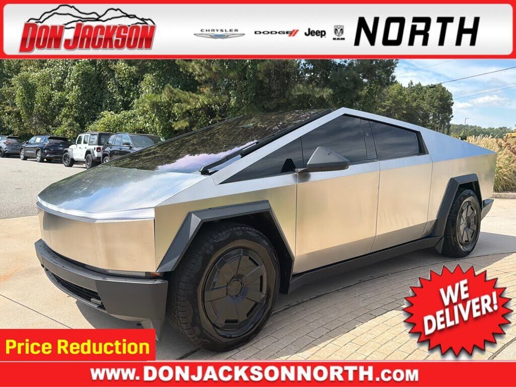 2026 TESLA Cybertruck