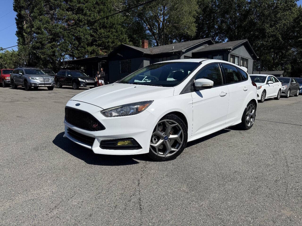 2017 FORD Focus