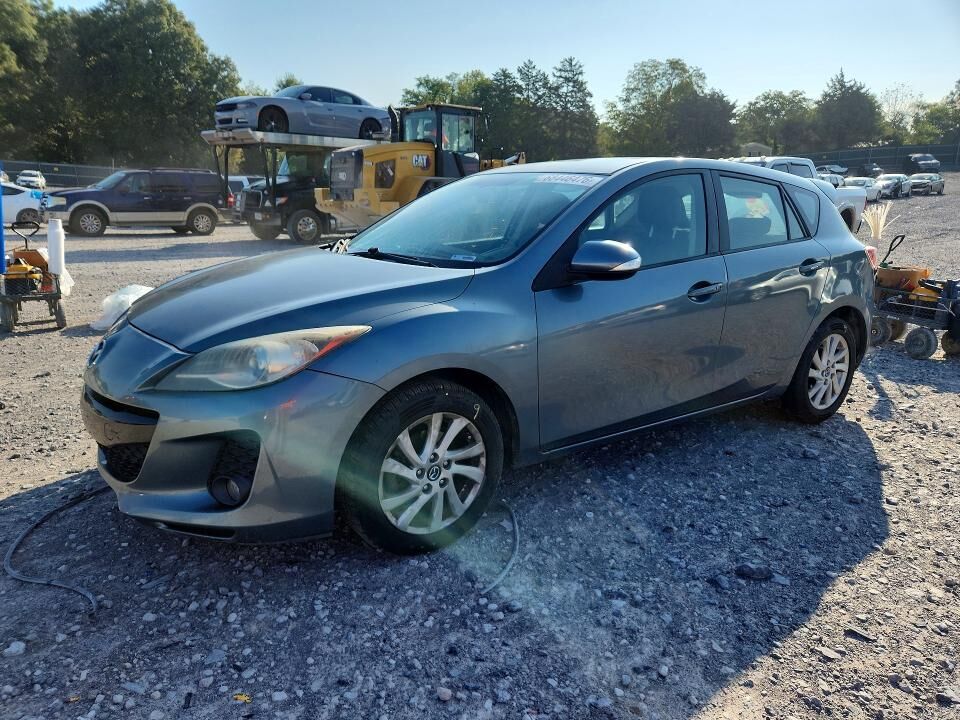 2013 MAZDA Mazda3