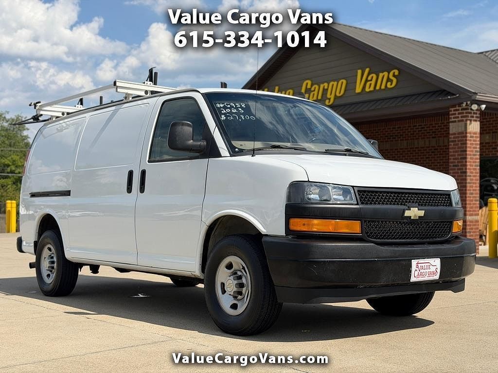 2023 CHEVROLET Express