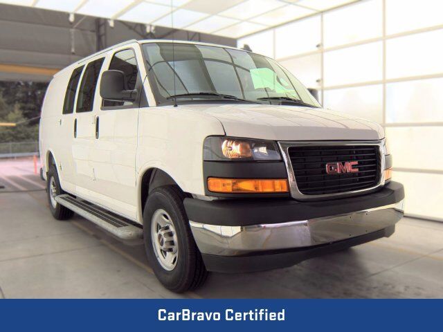 2025 GMC Savana