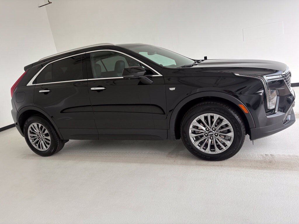 2025 CADILLAC XT4