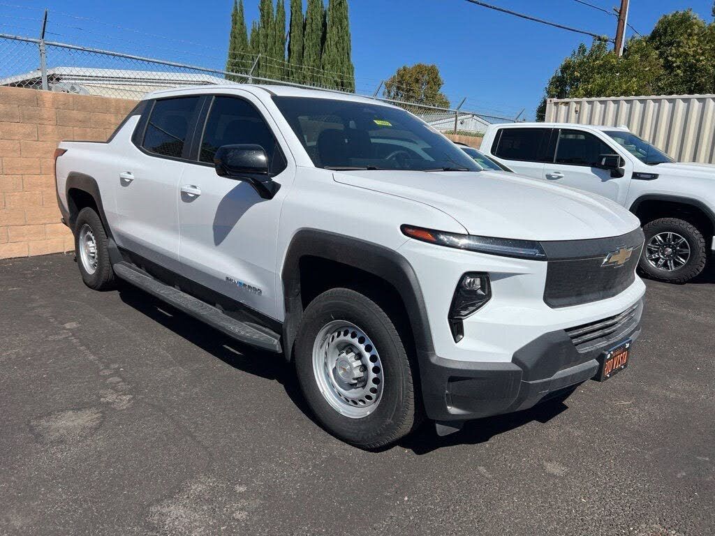 2025 CHEVROLET Silverado EV