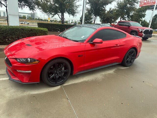 2019 FORD Mustang