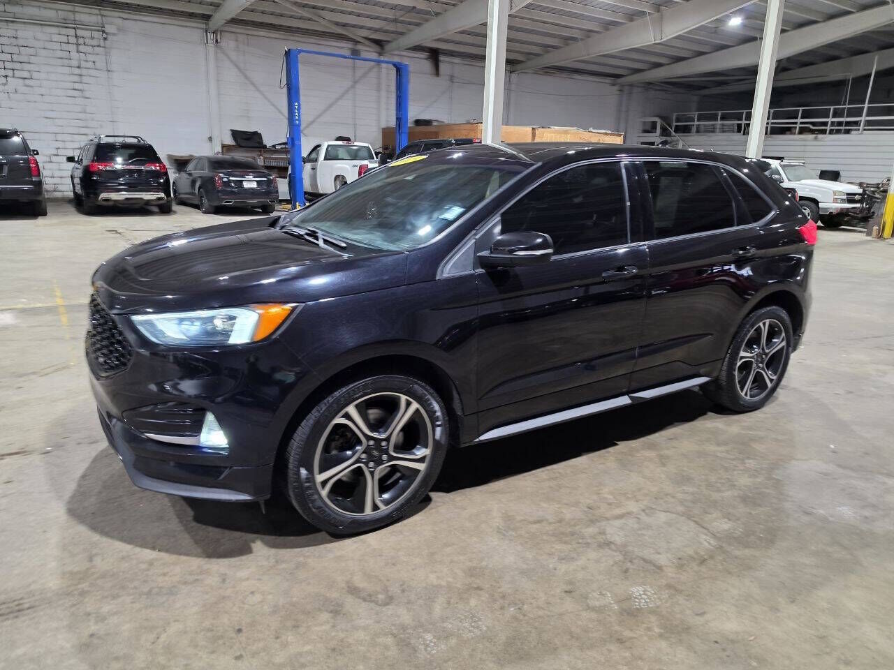 2019 FORD Edge