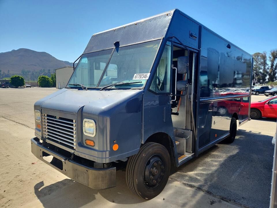 2021 FREIGHTLINER MT 45G Front Gasoline Engine Walk in Van Chassis
