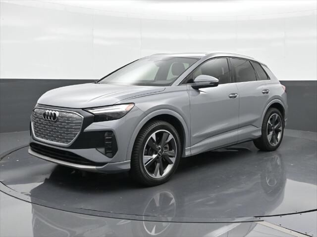 2022 AUDI Q4