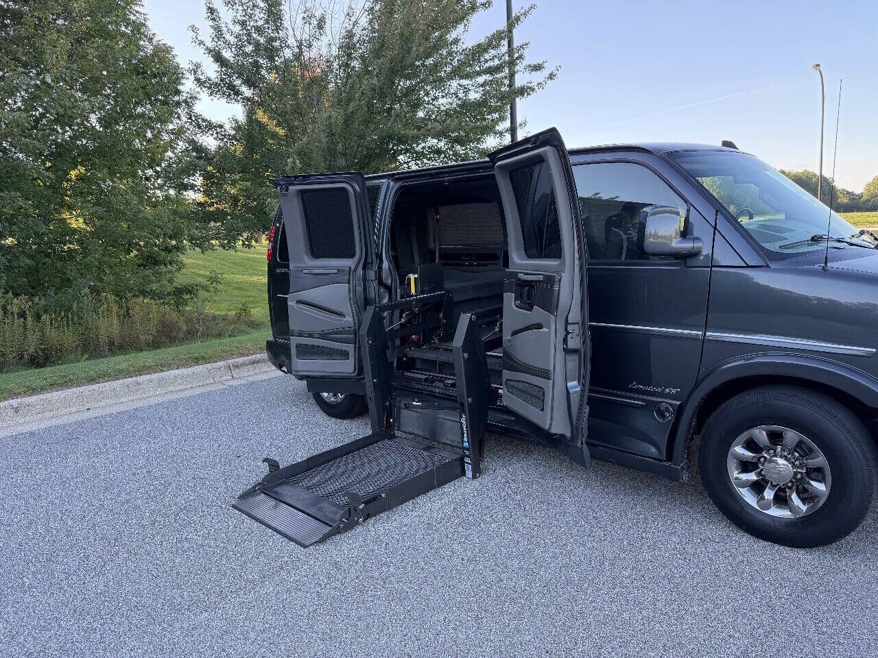 2016 CHEVROLET Express