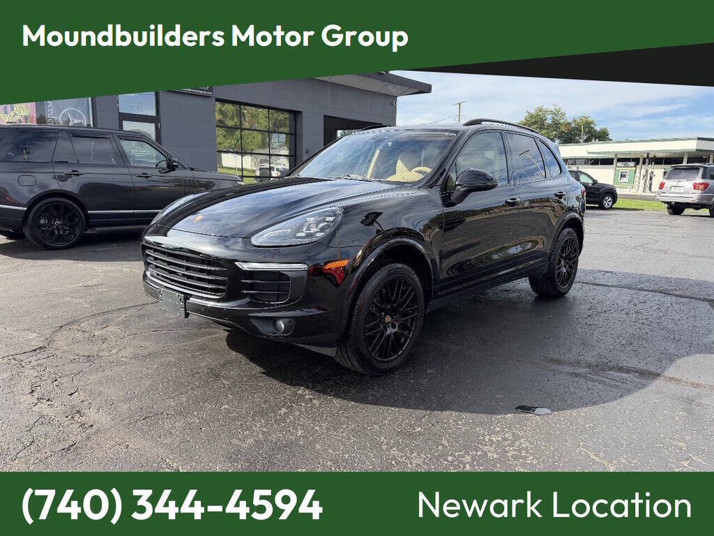 2017 PORSCHE Cayenne