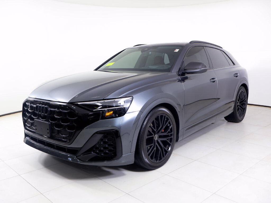 2024 AUDI SQ8