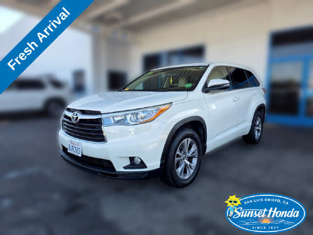 2016 TOYOTA Highlander