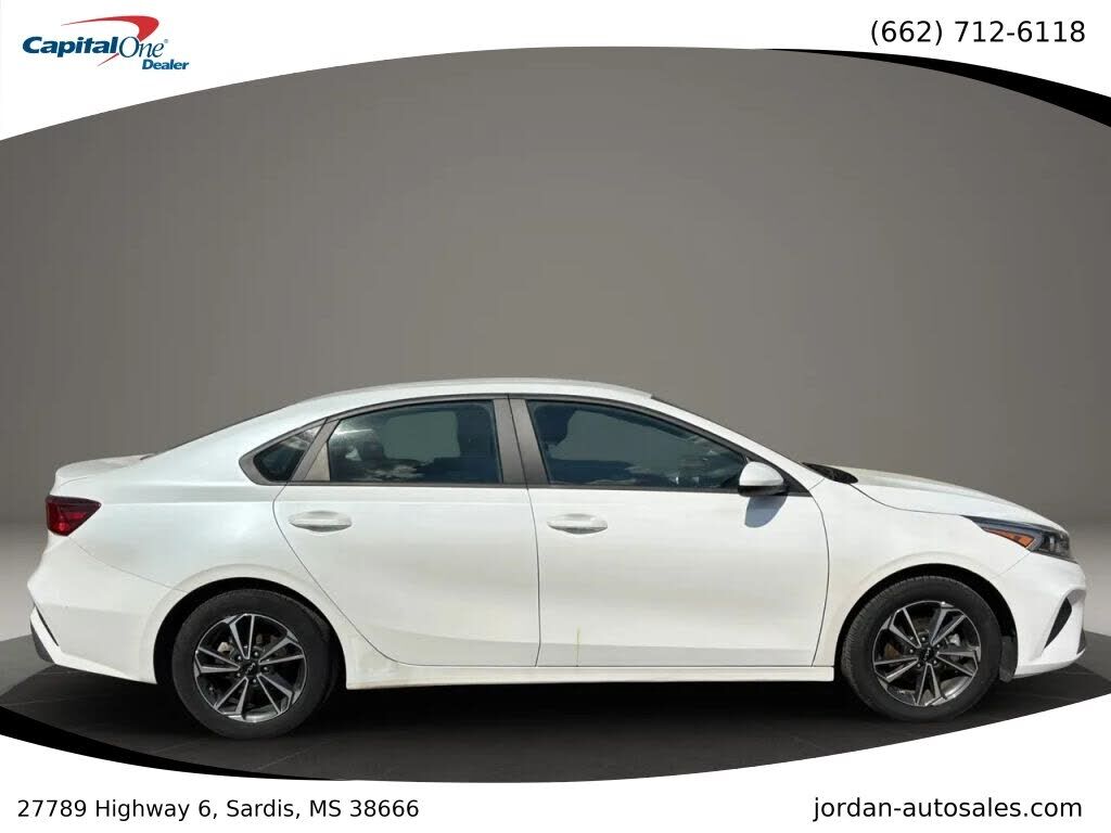 2024 KIA Forte