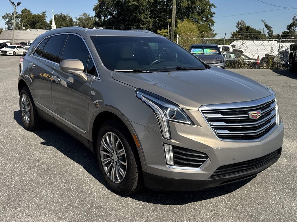2017 CADILLAC XT5
