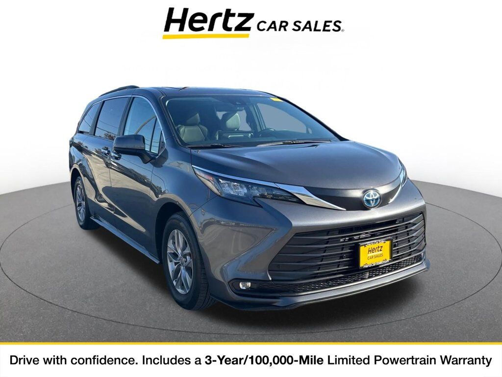 2025 TOYOTA Sienna