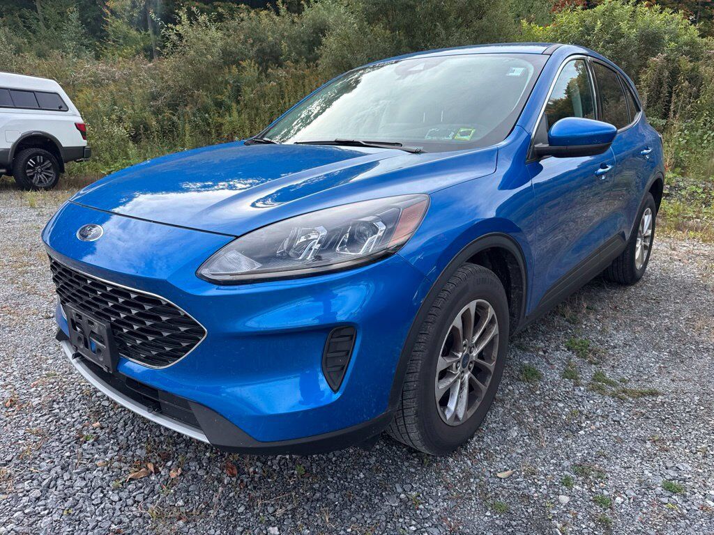 2021 FORD Escape