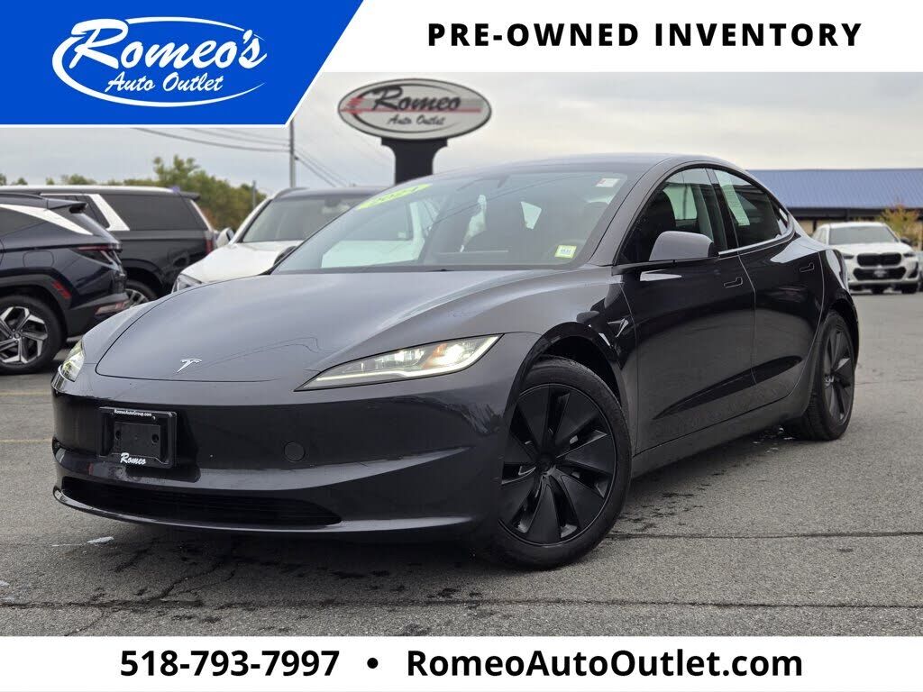 2024 TESLA Model 3