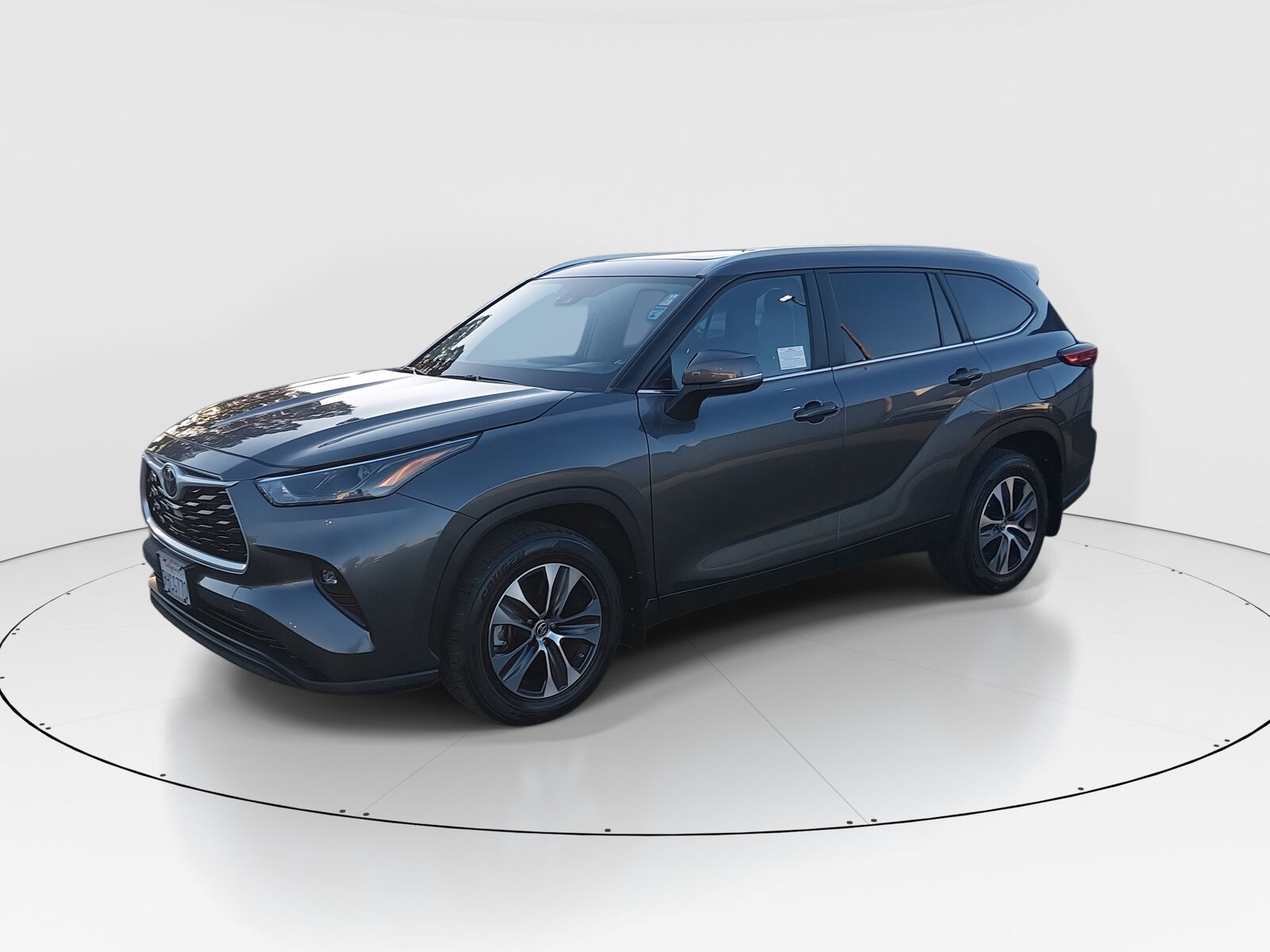 2023 TOYOTA Highlander