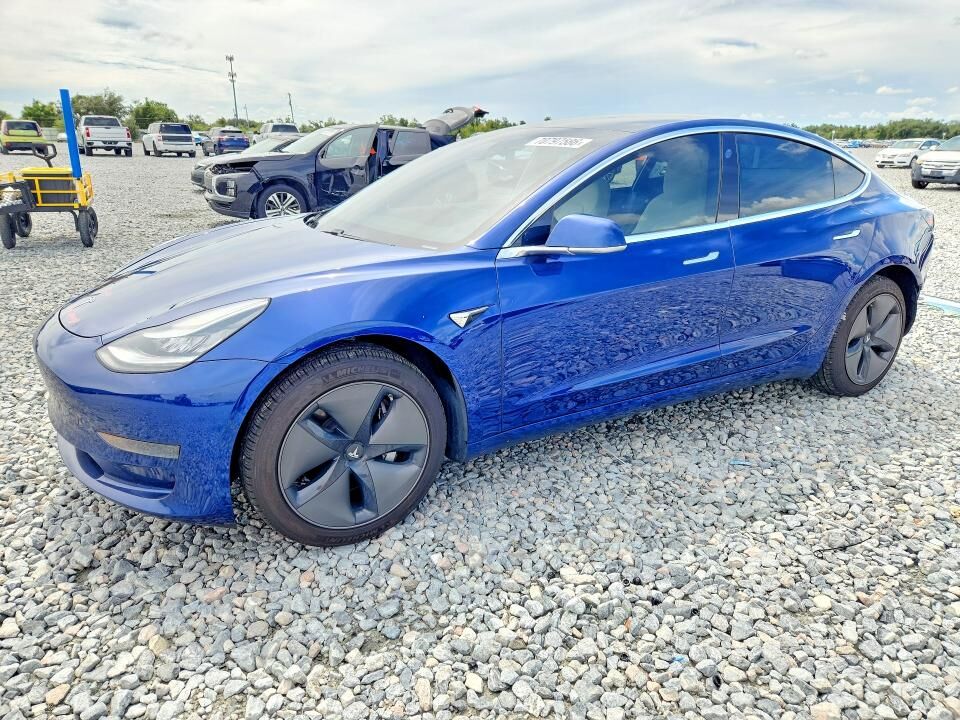 2020 TESLA Model 3