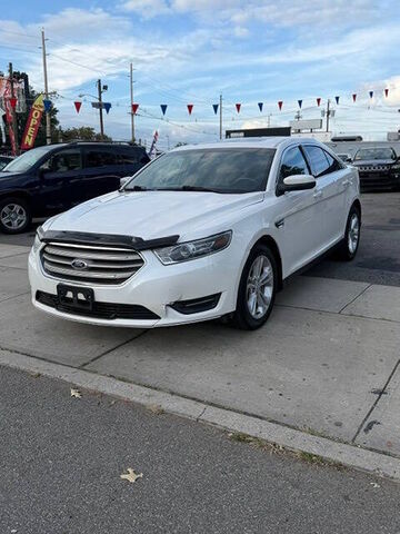2014 FORD Taurus