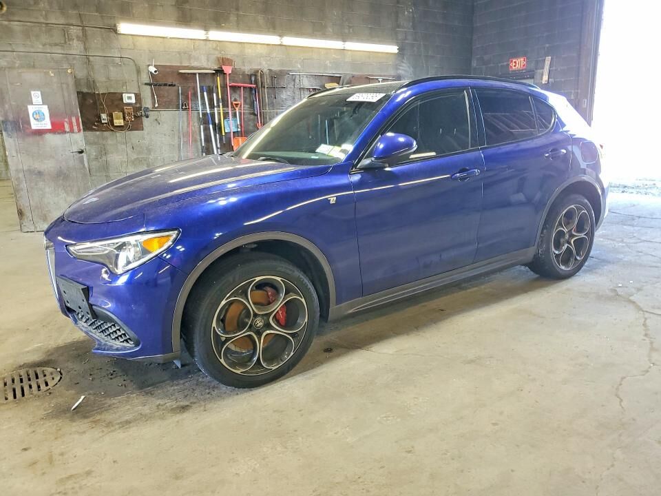 2022 ALFA ROMEO Stelvio