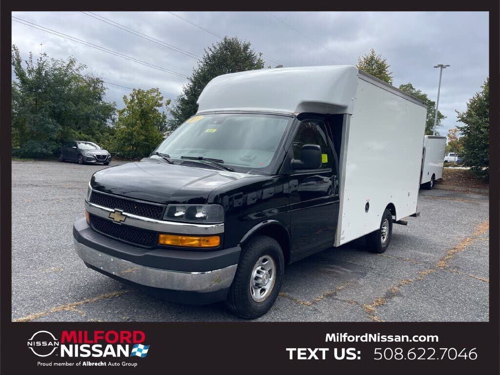2021 CHEVROLET Express