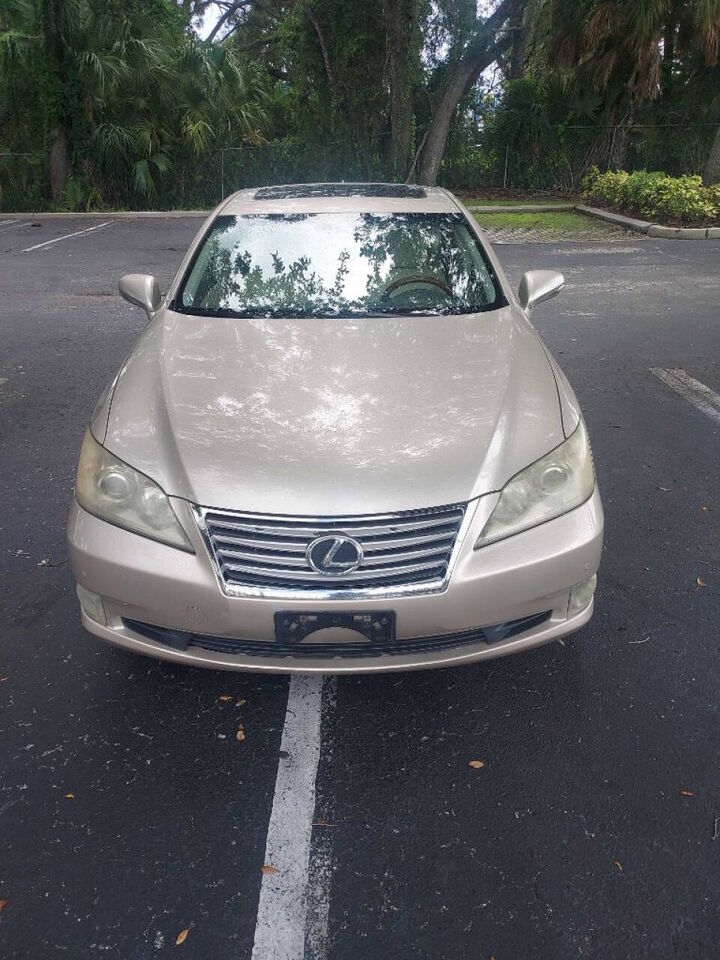 2011 LEXUS ES