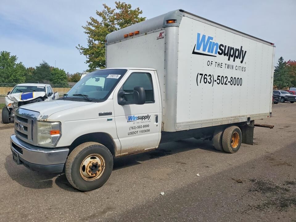 2011 FORD E-350